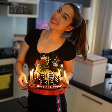 Andrea Dian Terenyuh Lihat Perjuangan Tenaga Medis Rawat Pasien Corona