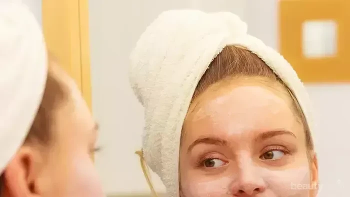 Jangan Salah, Ini Pentingnya Tetap Pakai Sunscreen Meski di Rumah Jangan Salah, Ini Pentingnya Tetap Pakai Sunscreen Meski di Rumah