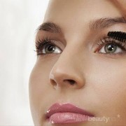 7 Kesalahan Makeup yang Tidak Disadari Ini Bikin Mata Terlihat Kecil