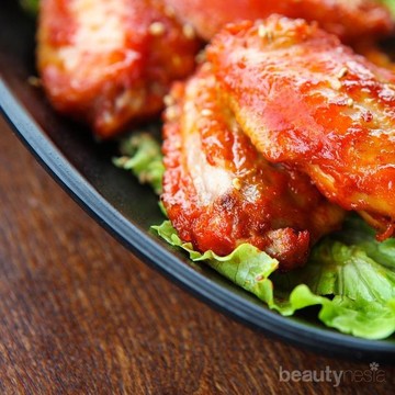 5 Olahan Ayam Kemasan yang Praktis Buat Stok Makanan di Rumah Aja