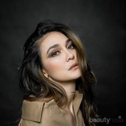 Usia Lebih dari 35 Tahun, Artis Indonesia Ini Bahagia Belum Menikah