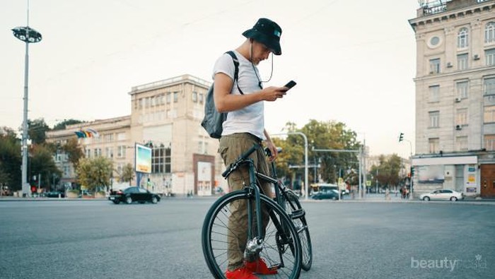Bahaya Radiasi Smartphone yang Masih Sering Diabaikan