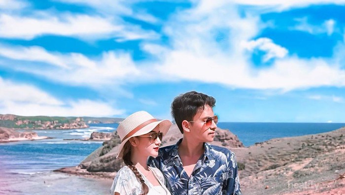 10 Potret Romantis Beauty Influencer Nanda Arsynta dan Pacar Barunya