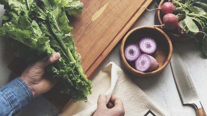 6 Tips Menyimpan Sayur Biar Gak Gampang Layu dan Busuk