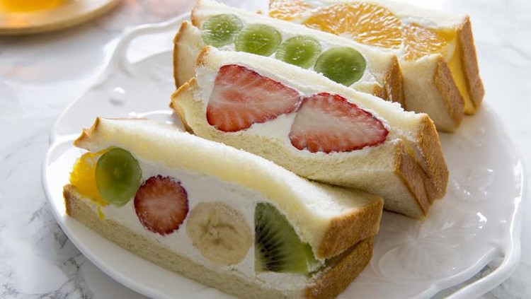Sandwich Buah ala Jepang Sandwich Buah ala Jepang