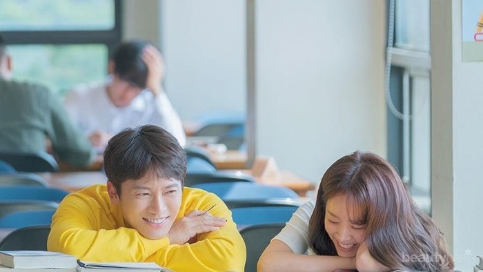 Ramalan Zodiak Hari Ini: Aquarius Coba Percaya dengan Pasangan, Duh! Virgo Hubungan Mulai Terancam!