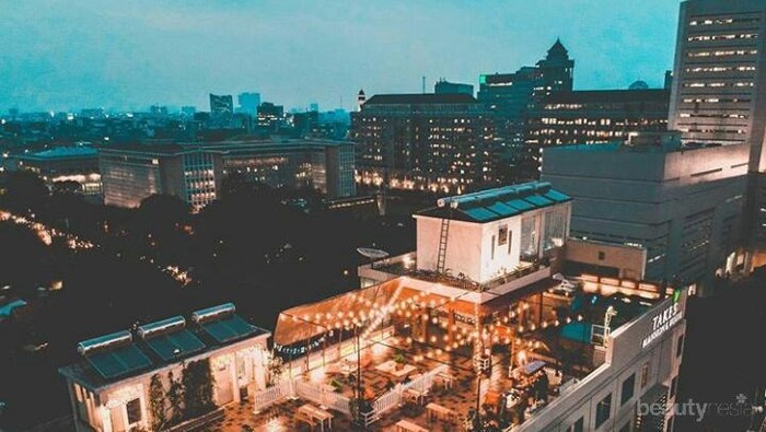 Kafe Rooftop di Jakarta ini Bikin Suasana Kumpul Jadi Lebih Menyenangkan