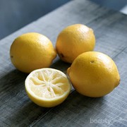 Atasi Ketombe, Coba Masker Alami Berbahan Lemon Ini