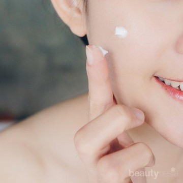 img-title Moisturizer Lokal untuk Kulit Berjerawat di Bawah Rp50 Ribu