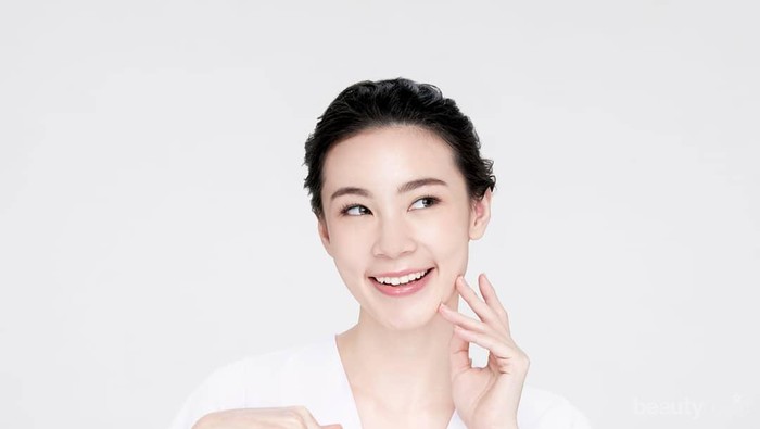 Cegah Penuaan Dini! Ini 6 Rangkaian You Golden Age untuk Kulit Terlihat Awet Muda