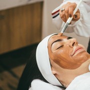 Kesalahan yang Sering Terjadi dalam Penggunaan Masker Wajah