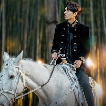 Lagi, Drama Lee Min Ho dan Kim Go Eun Tuai Kecaman Netizen