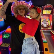 Belum Lama Menikah, Simak 5 Potret Kemesraan Hailey dan Justin Bieber