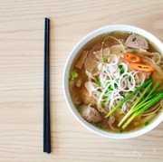 Cara Bikin Soto Ayam Kuah Bening Gurih dan Sederhana di Rumah