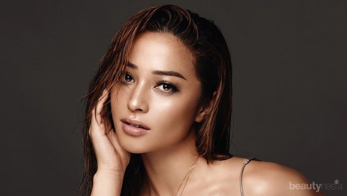 Riasan Makeup Eksotis Bikin Wajah Nikita Willy Berubah, Mirip Artis Jepang!