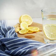 Cukup 5 Menit! Minum Air Lemon Hangat Sebelum Tidur Bisa Menurunkan Berat Badan