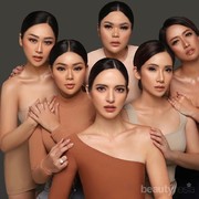 Busana Nude Ketat Hingga Tampil Bak Lady Bos, Intip Gaya Foto Nia Ramadhani dan Geng Sosialita