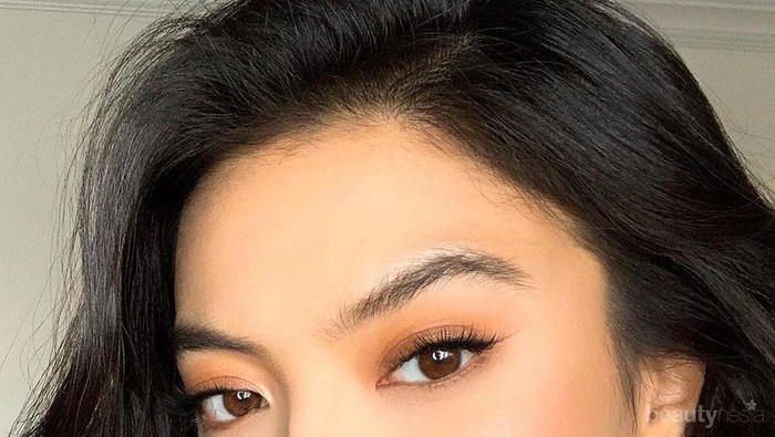 Flawless Anti Berminyak, Wajib Coba 6 Step Ini untuk Dapatkan Makeup Dewy Look!