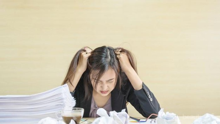 Tumpukkan Pekerjaan Membuat Kamu Stres? Yuk Atasi dengan Manajemen Stres Berikut Ini!