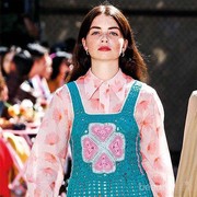 Inspirasi Outfit Vintage ala 80an yang Kembali Populer di Tahun 2020