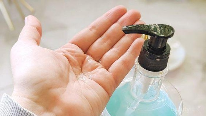 Apa Perbedaan Disinfektan, Antiseptik dan Antibakteri?