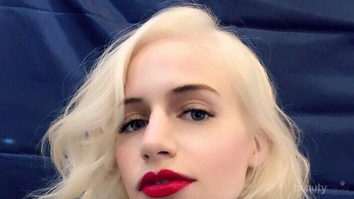 6 Potret Viola Maria, Bule Cantik Istri Daniel Mananta