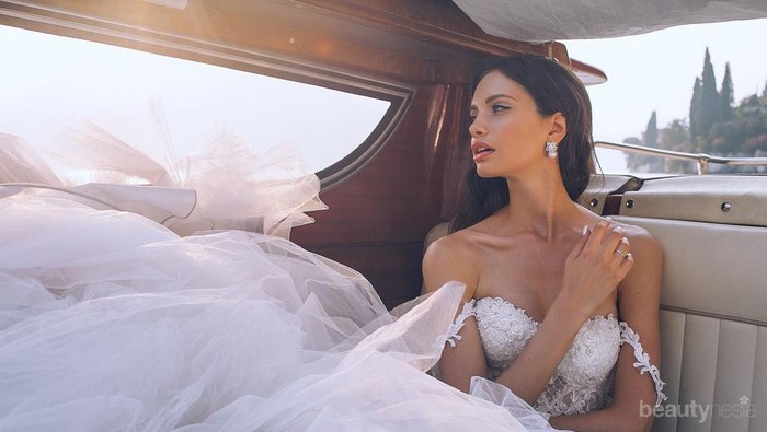Gak Ingin Tampil Heboh Saat Hari Pernikahan? Inilah Gaun Pengantin Anti Ribet!