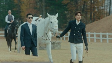 Syuting 'The King: Eternal Monarch', Lee Min Ho Punya Teman Dekat Baru