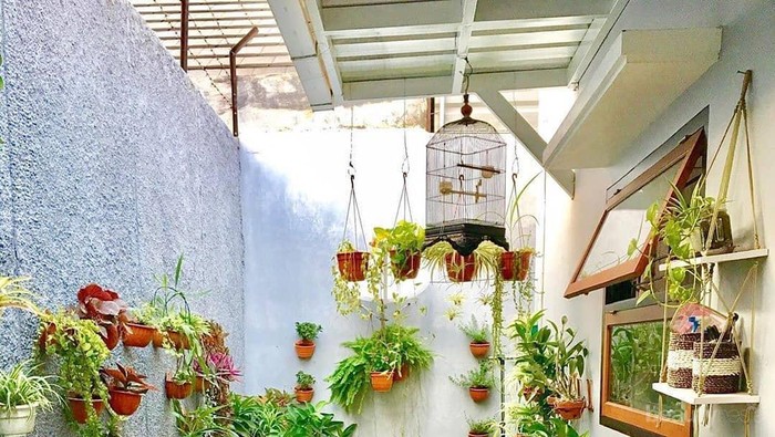 Bingung Cari Dekorasi Taman Belakang, Contek Inspirasi Ini Aja!