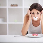 Waspadai 4 Tanda Ini Bahwa Kamu Keracunanan Makanan