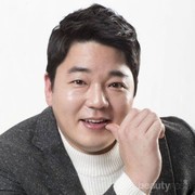 Aktor Moon Ji Yoon Meninggal, Agensi Pastikan Bukan karena COVID-19
