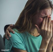 Bukan Karena Lemah, Ketahui Ini 4 Manfaat Menangis Bagi Kesehatan Tubuh