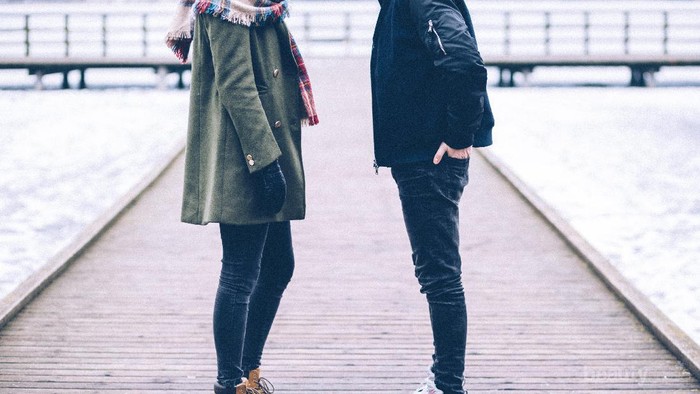 Social Distancing Bikin Pacaran Berasa LDR? Boleh Banget Ikuti Tips Berikut Ini Biar Pacaran Nggak Membosankan