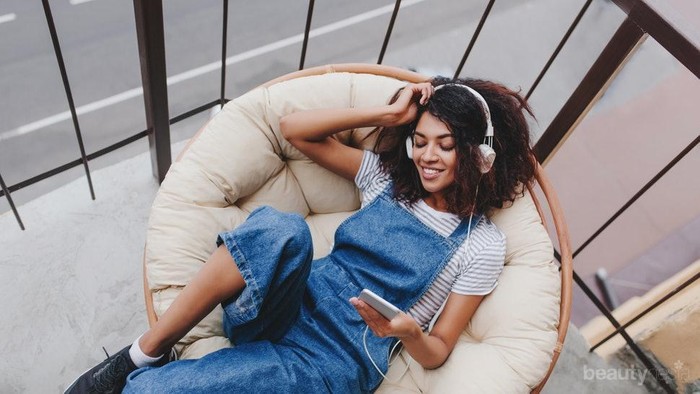 Merasa Lebih Emosional? Itu Salah Satu Efek Samping Mercury Retrograde