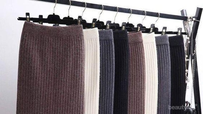 Rok Span untuk Kuliah? Ini Dia Tips Mix and Match Rok Span Casual yang Harus Dicoba