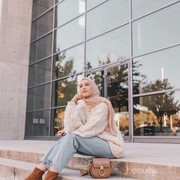 Mudah Diterapkan, Ini Inspirasi Mix and Match Celana Jeans untuk Hijabers