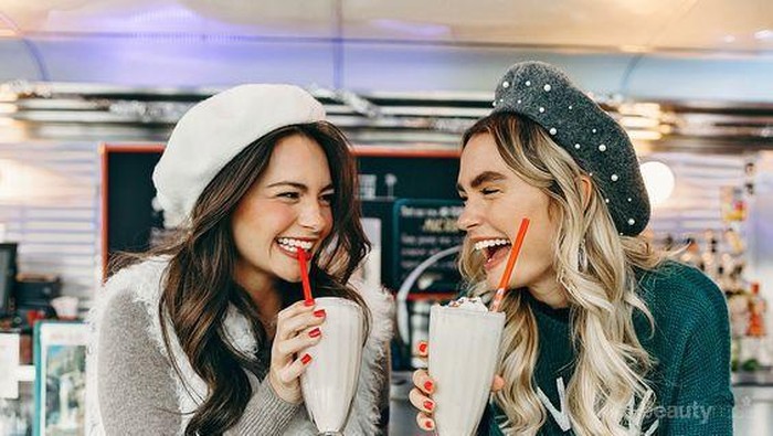 Social Distancing? Ini Cara Menjaga Silaturahmi Meski #DiRumahAja