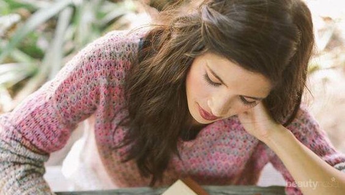 Test Kepribadianmu dengan Mencocokkan 5 Cara Menggenggam Pulpen Ini!