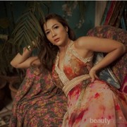 Potret Body Goals dan ABS Andrea Dian yang Rajin Olahraga