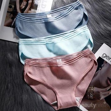 img-title Biar Enggak Bikin Penyakit, Ini Aturan Pakai Celana Dalam yang Tepat