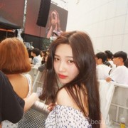 Inilah 8 Penampilan Joy 'Red Velvet' yang Mengingatkan pada Musim Panas