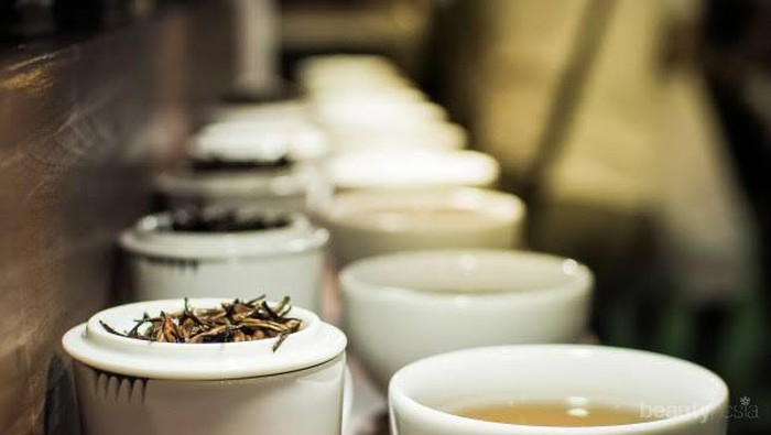 Tak Hanya Turunkan Berat Badan, Ini 5 Manfaat Penting Lainnya dari Teh Putih