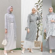 6 Tips Padu Padan Atasan dengan Rok Pleats ala Hijabers Siti Bahjatina