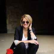 Tampil dengan Style Smart Casual, Padu Padan Sepatu Converse Ini Cocok dengan Outfit Untuk ke Kantor