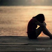 Sedang Merasakan Gejala Ini? Artinya Kamu Mengalami Fase Quarter Life Crisis Lho!