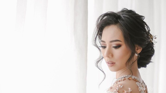 Makeup Abel Cantika Saat Resepsi di Jakarta, Makin Cantik dan Bikin Pangling!