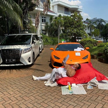 Dikenal Tajir Melintir, Hotman Paris Minder Lihat Kekayaan Pria Ini