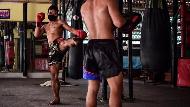 Dengan visa khusus ini, turis asing di Thailand yang berlatih Muay Thai bisa memperpanjang masa tinggalnya hingga 90 hari.