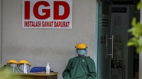 Pasien Covid-19 Main Bola Saat Diisolasi, Tenaga Medis Resah