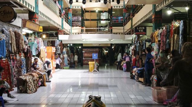 Pasar di Yogyakarta yang akan ditutup sementara karena kasus Covid-19 adalah Pasar Beringharjo.